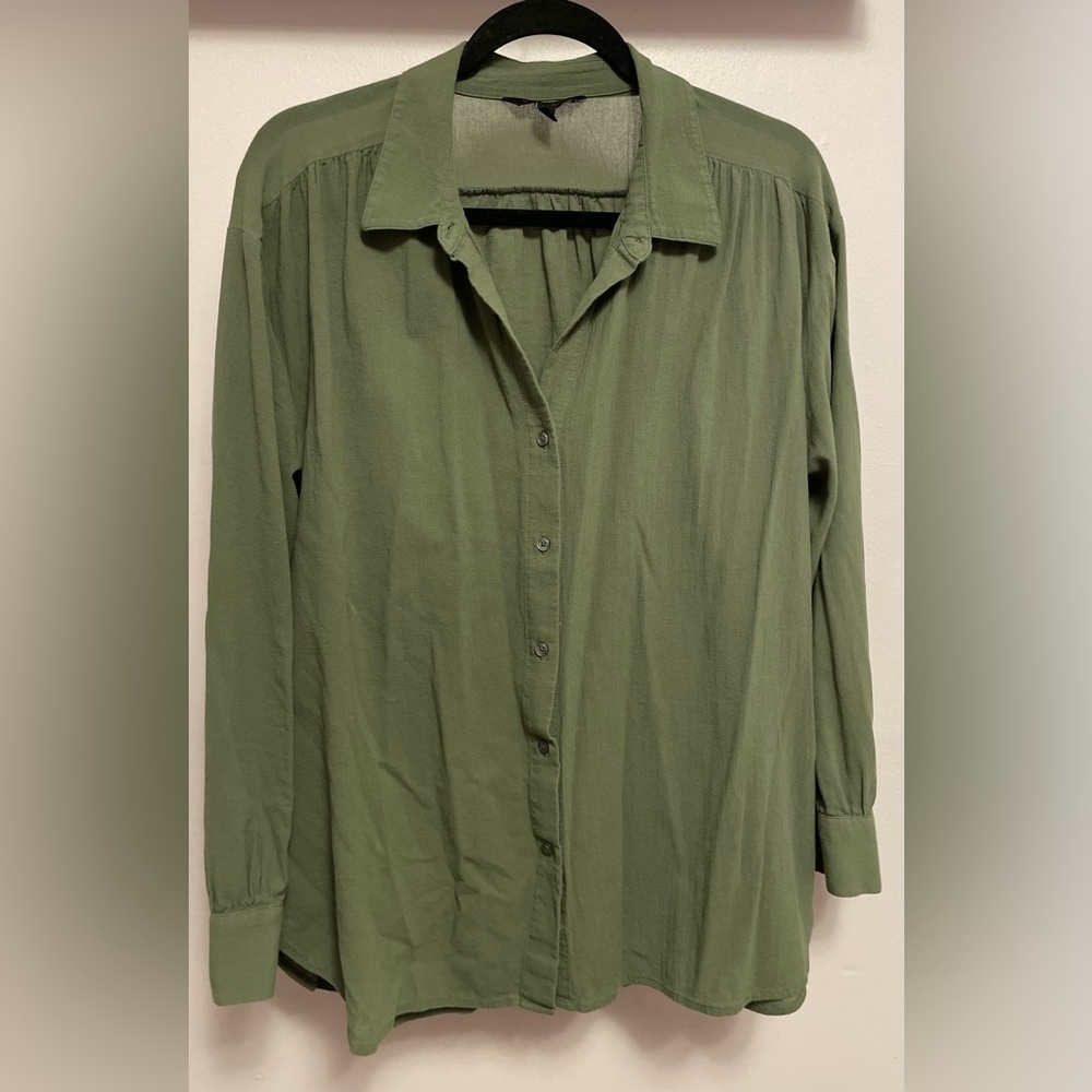 Banana Republic gauze button down shirt